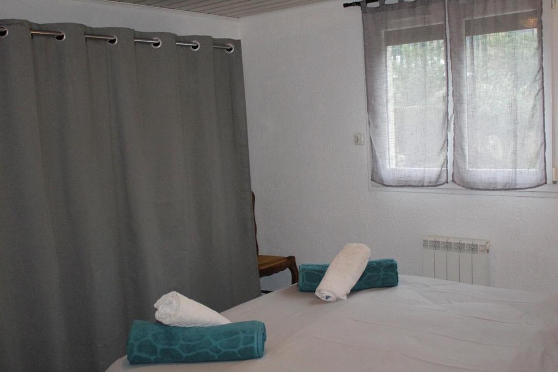 Chez Patrick Et Dominique Apartment Saint-Pierre-en-Faucigny ภายนอก รูปภาพ