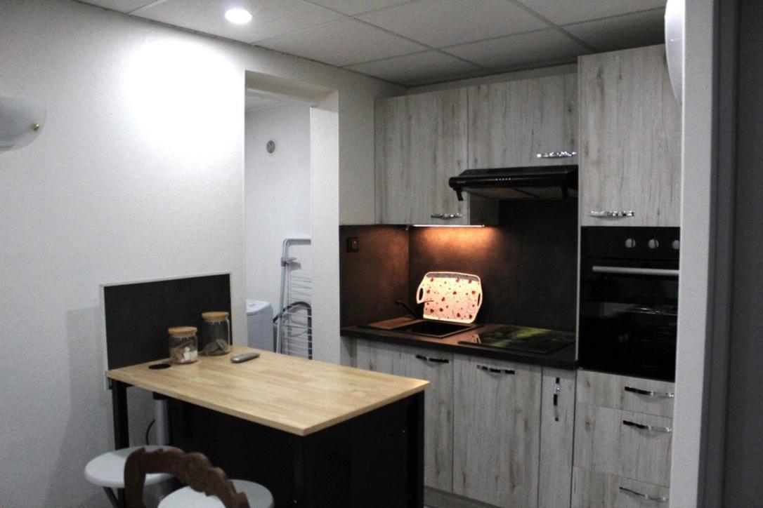 Chez Patrick Et Dominique Apartment Saint-Pierre-en-Faucigny ภายนอก รูปภาพ